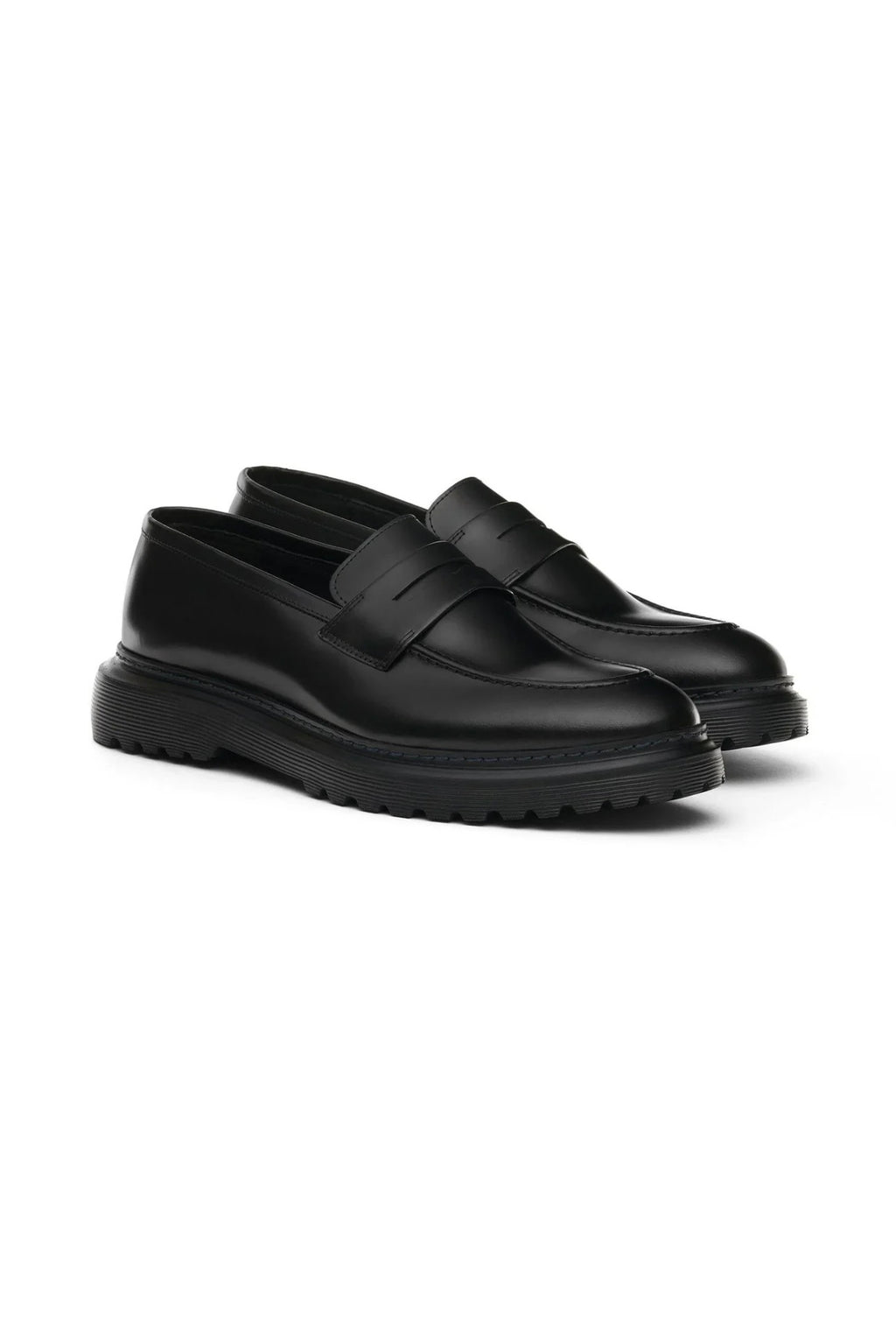 Penny loafers beige black