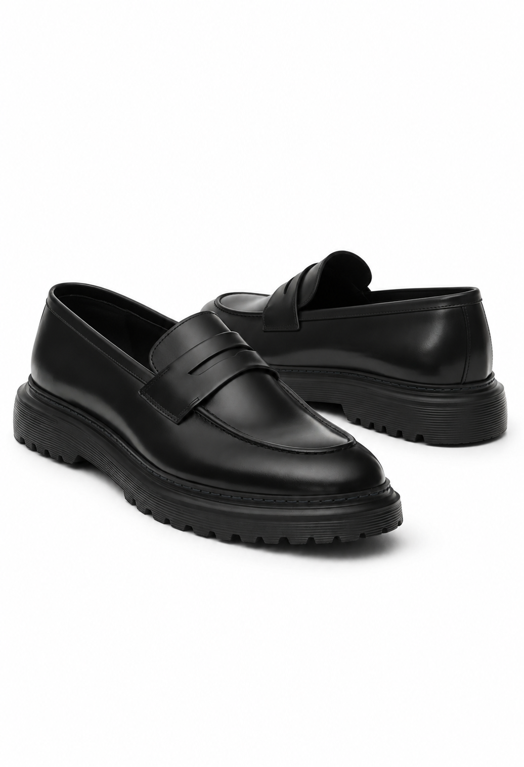 Penny loafers beige black